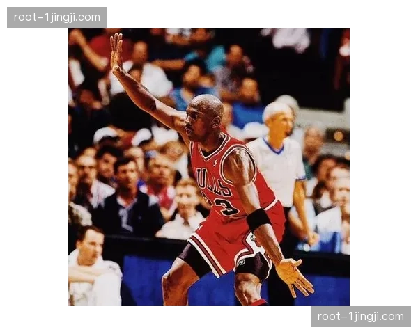 纳托尔4抢断领跑抢断榜 新疆后卫防守预判能力出色